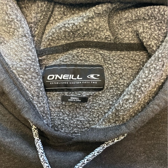 O’neill Hoodie - Picture 2 of 3